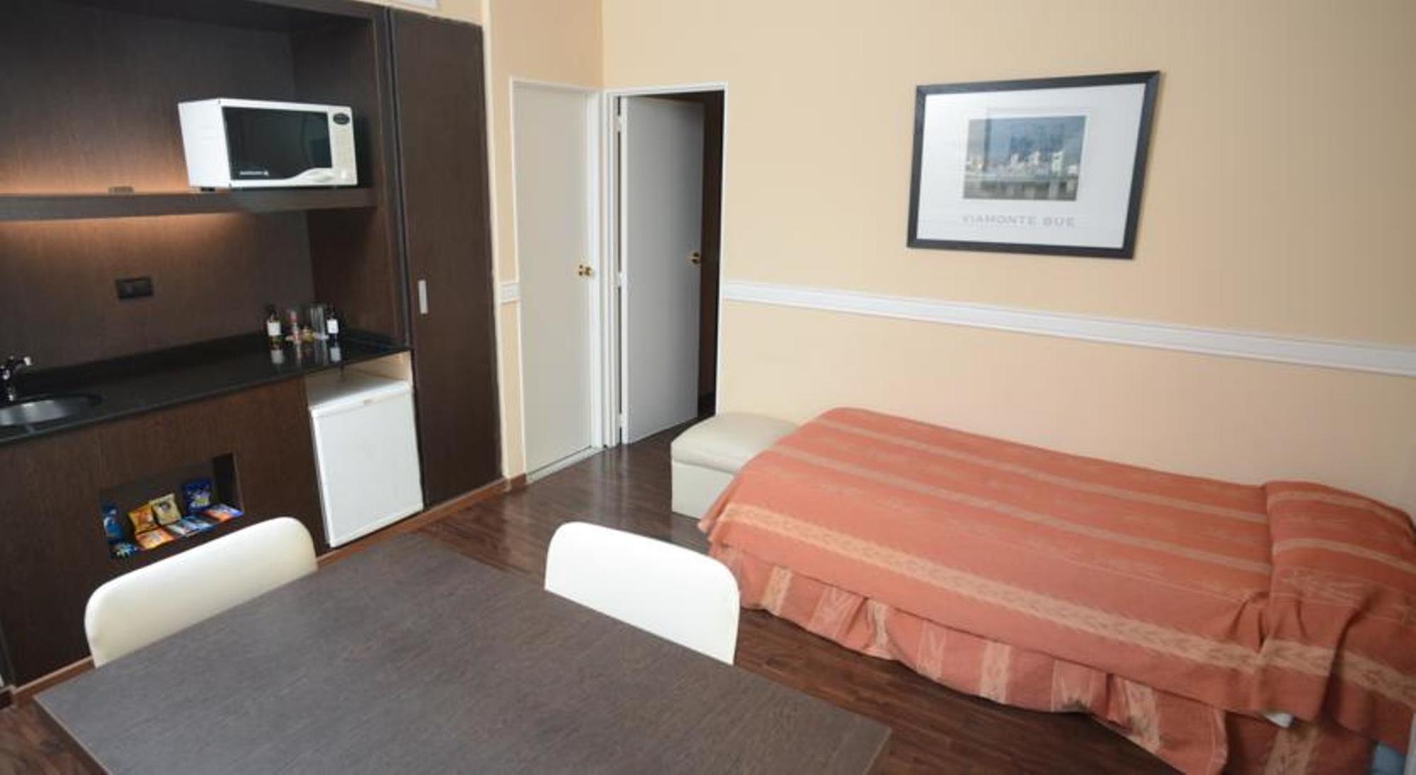 Up Viamonte Hotel Buenos Aires Exterior photo